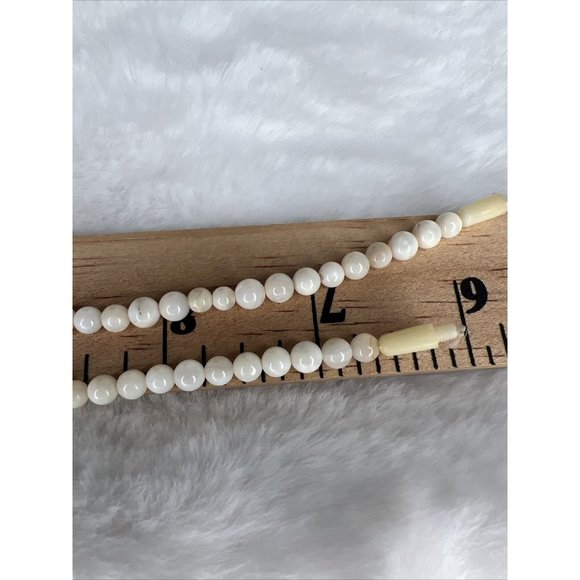 Vintage Fashion Beads Pendant Necklace White - Picture 10 of 15